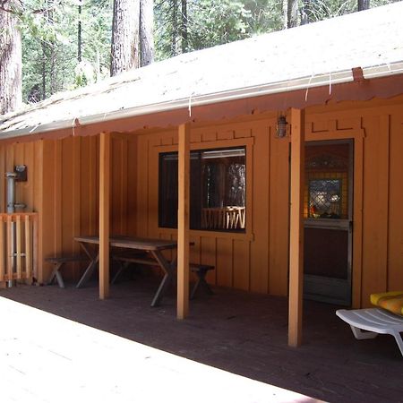 9S Pine Cabin South Wawona 外观 照片