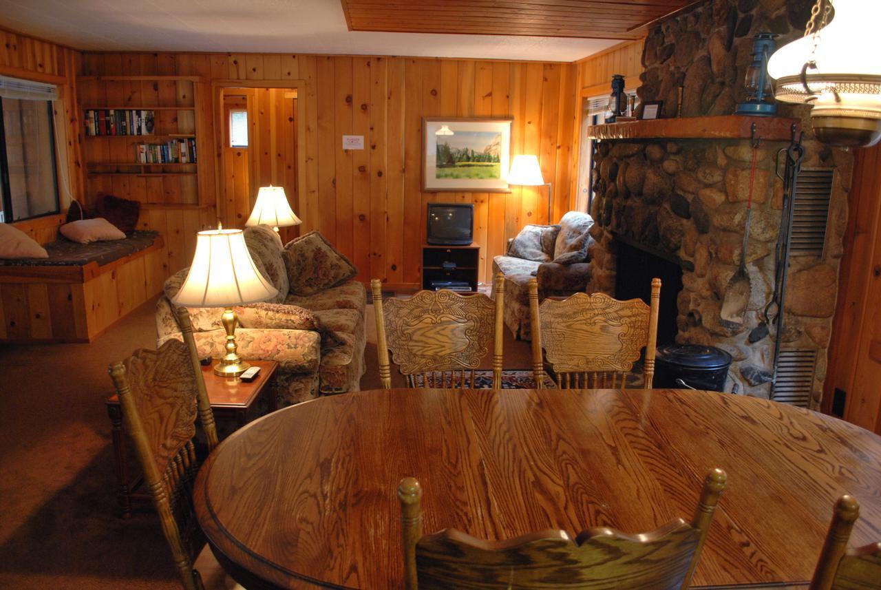 9S Pine Cabin South Wawona 外观 照片