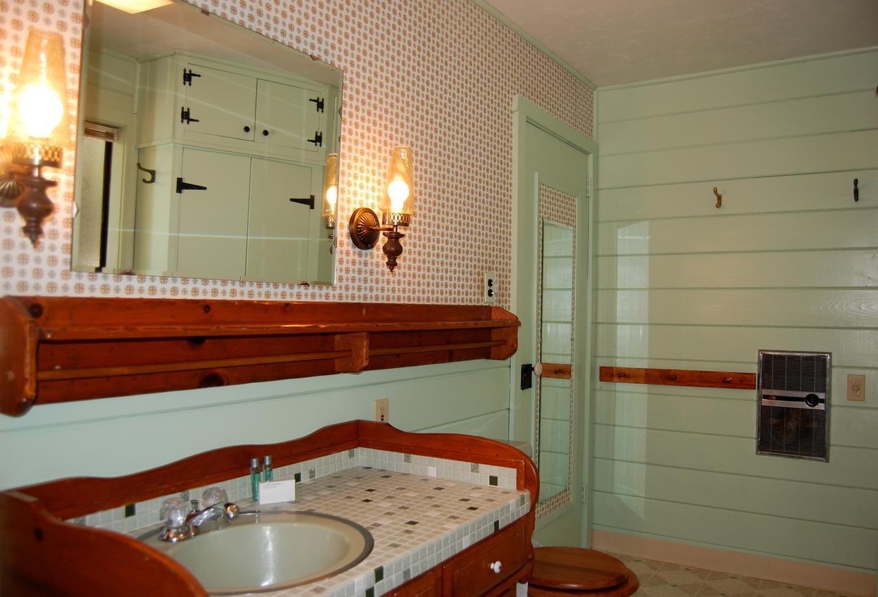 9S Pine Cabin South Wawona 外观 照片