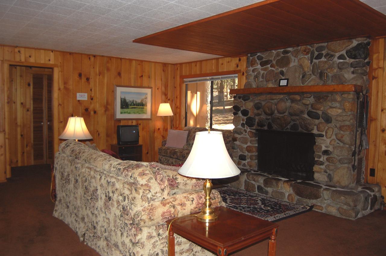 9S Pine Cabin South Wawona 外观 照片